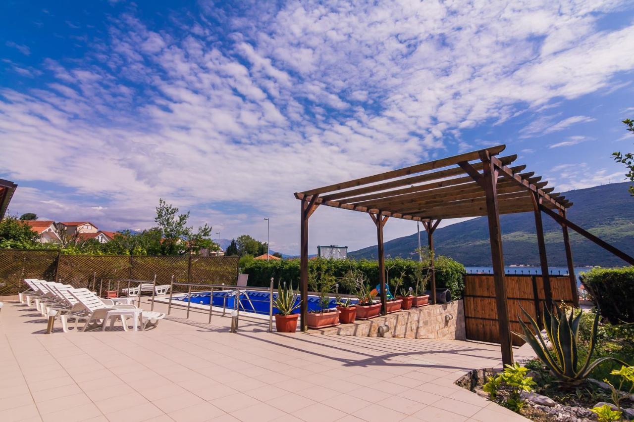 Villa Sea-N-Sun, 7 Bedrooms & Pool, Nearby Portonovi Marina. Ðenovići Eksteriør bilde